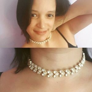 Gold tone choker